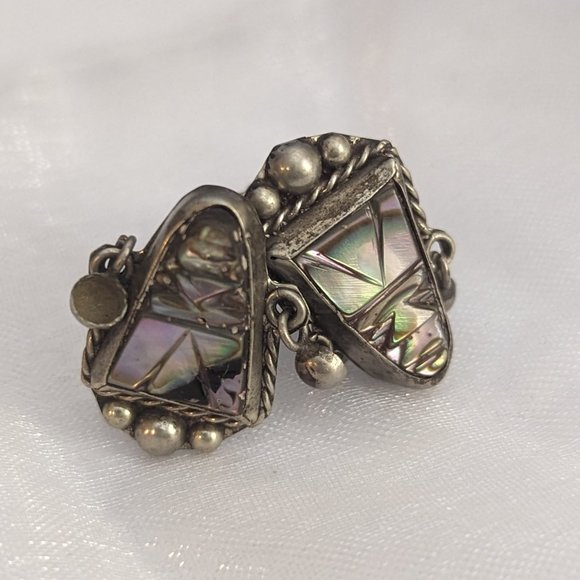 Vintage Abelone shell face sterling silver screw back earrings - Picture 1 of 5